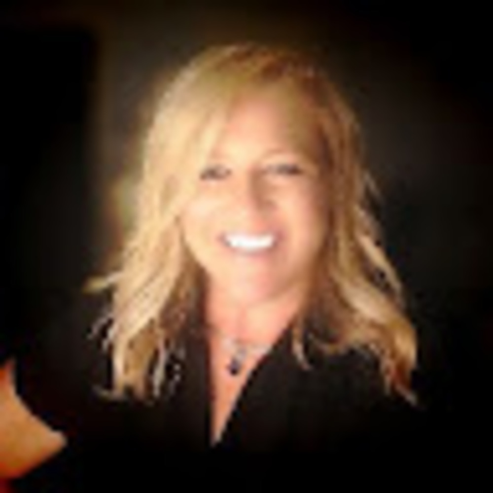 Meet your Posher, Shellie